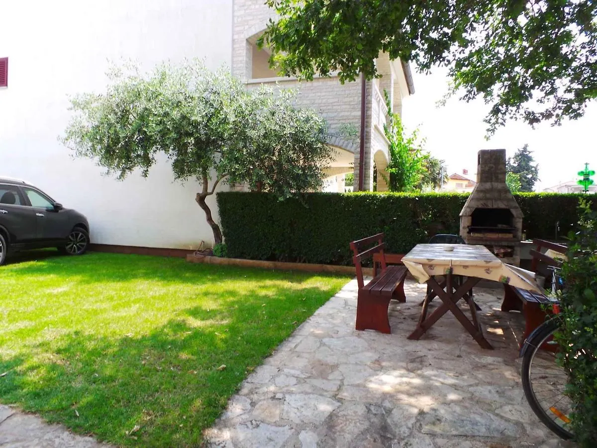 Apartment In Medulin With Four-Bedrooms 1 كرواتيا